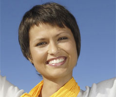 photo woman smiling wearing incognito